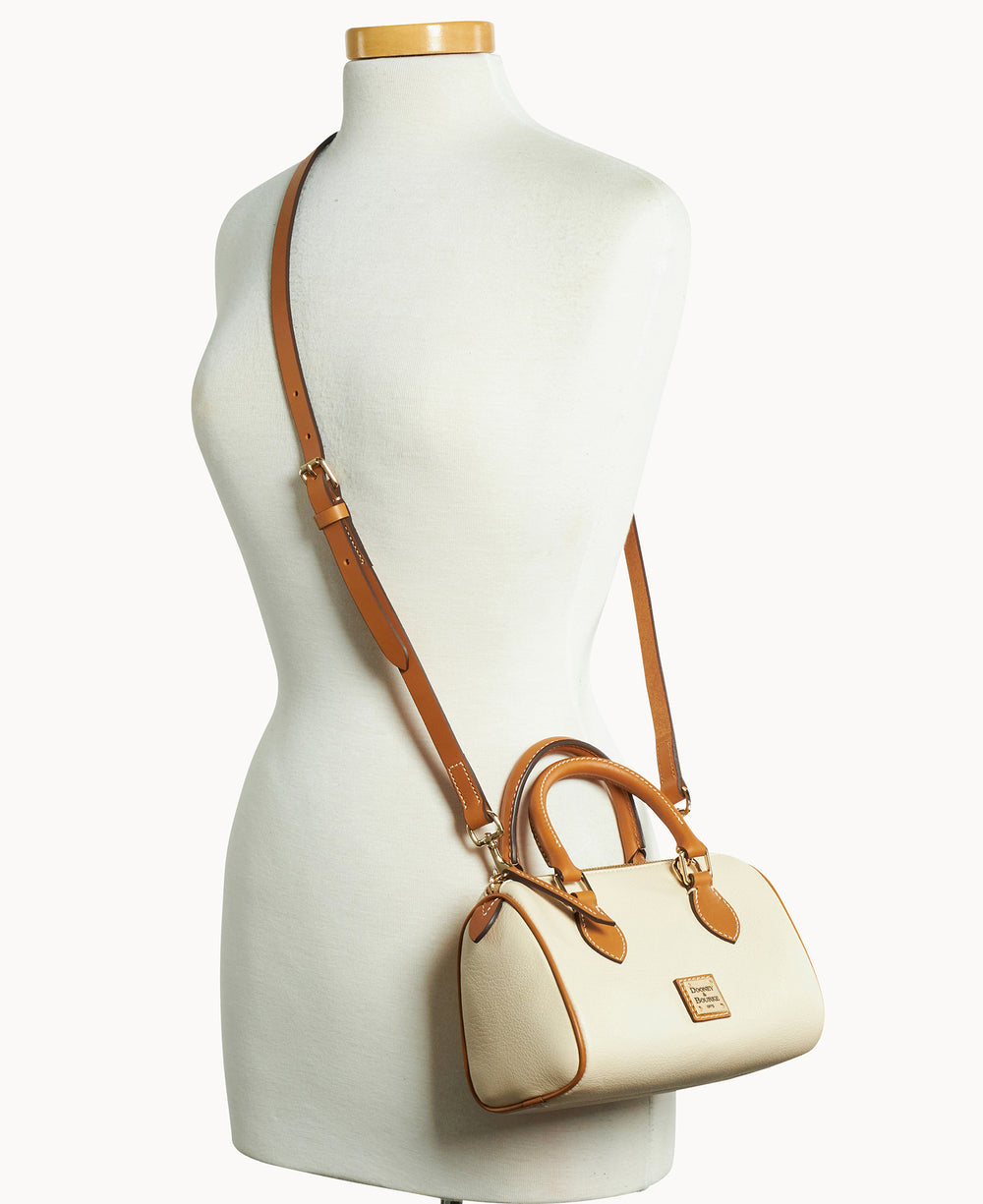 B2573G_UGCCPACM_ALT4