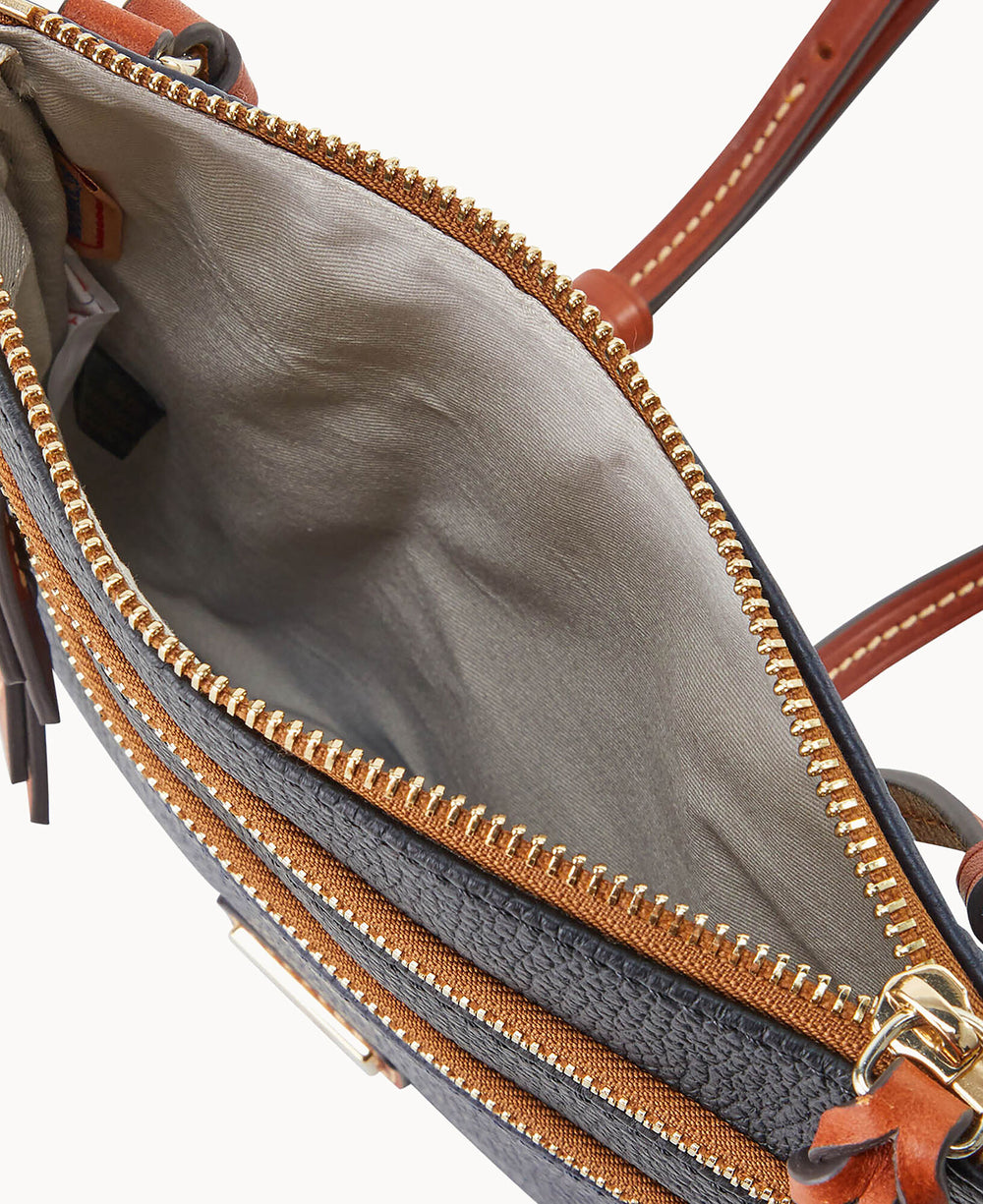 B0298G_5EMDPATNTGRS_ALT2