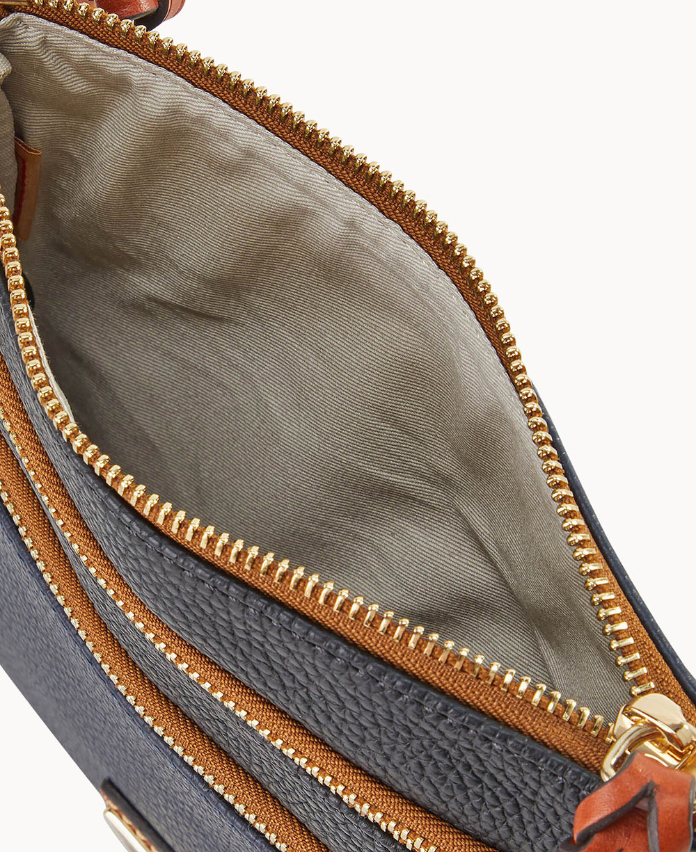 B0298G_5GMDPATNPATR_ALT2