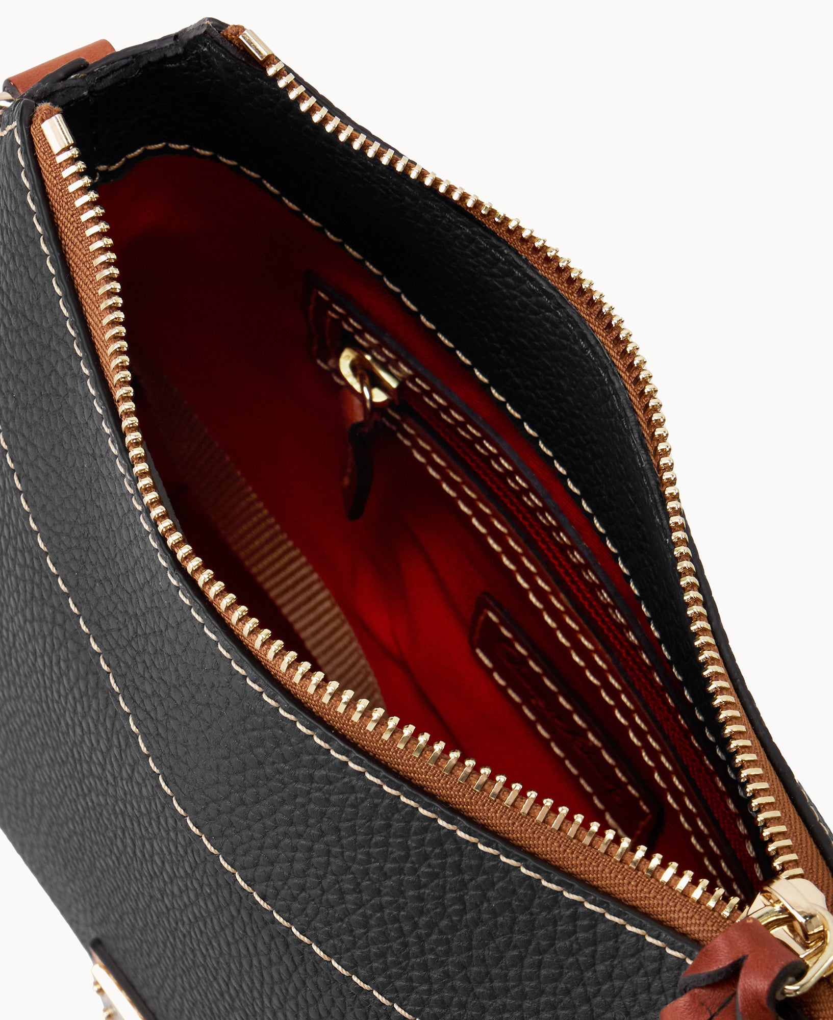 Pebble Grain Small Cassidy Crossbody – Dooney & Bourke