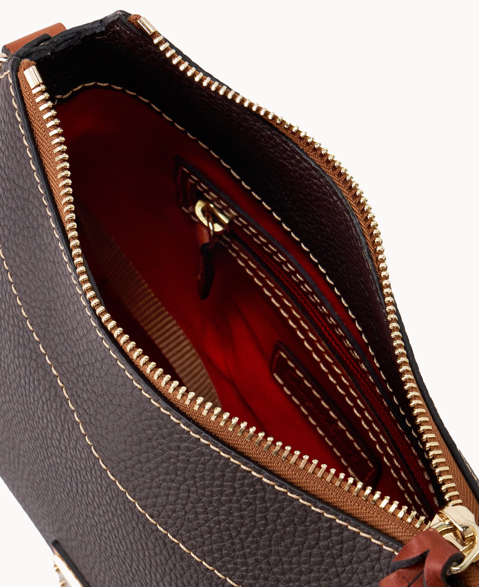 Pebble Grain Small Cassidy Crossbody – Dooney & Bourke