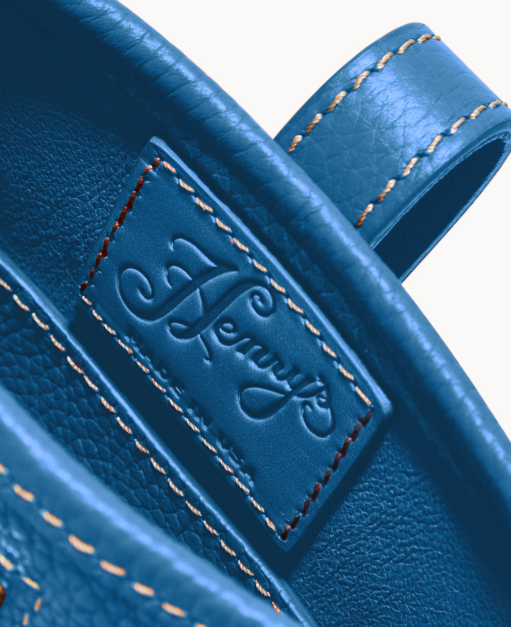 B1158P_S4BUS4BUHNRY_ALT5