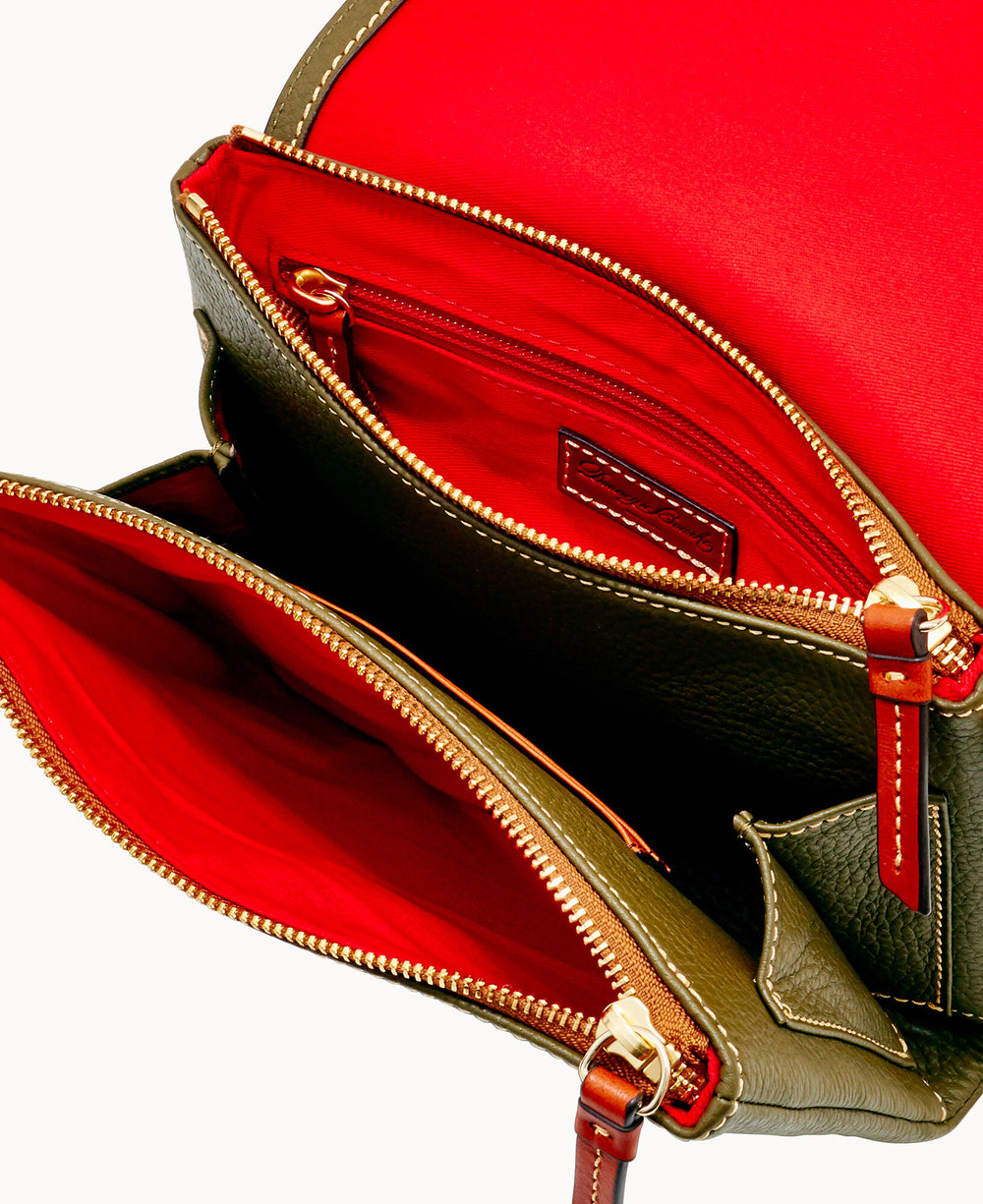 Pebble Grain Hunter Crossbody