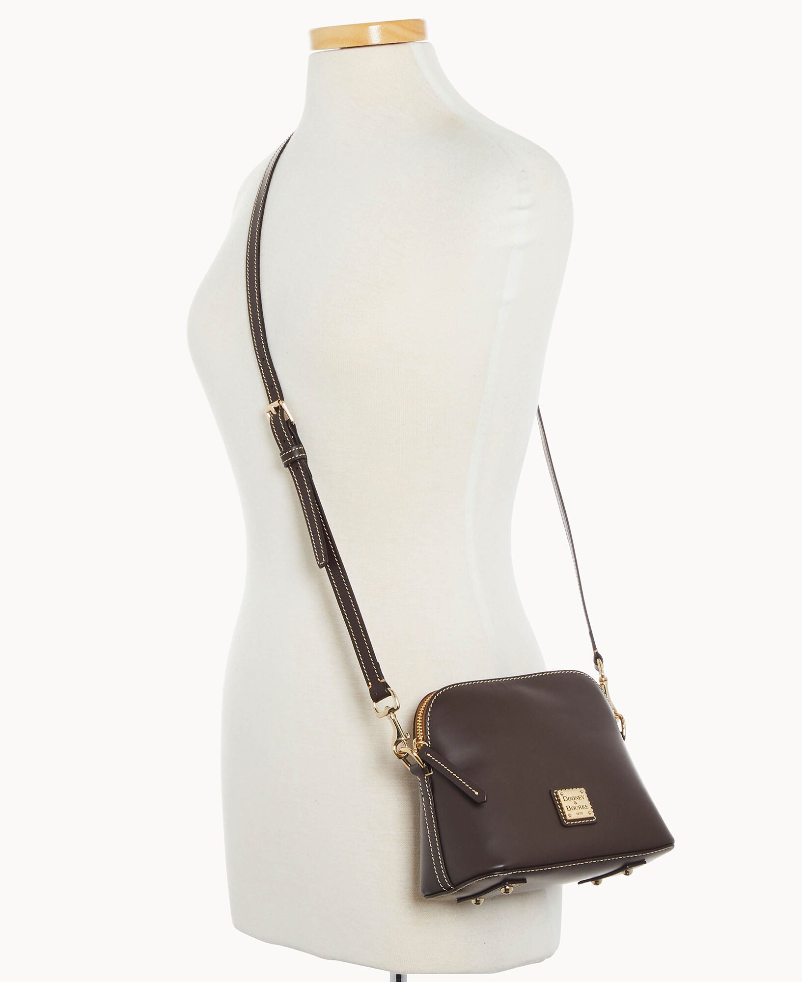 Quincey Zip Domed Crossbody – Dooney & Bourke