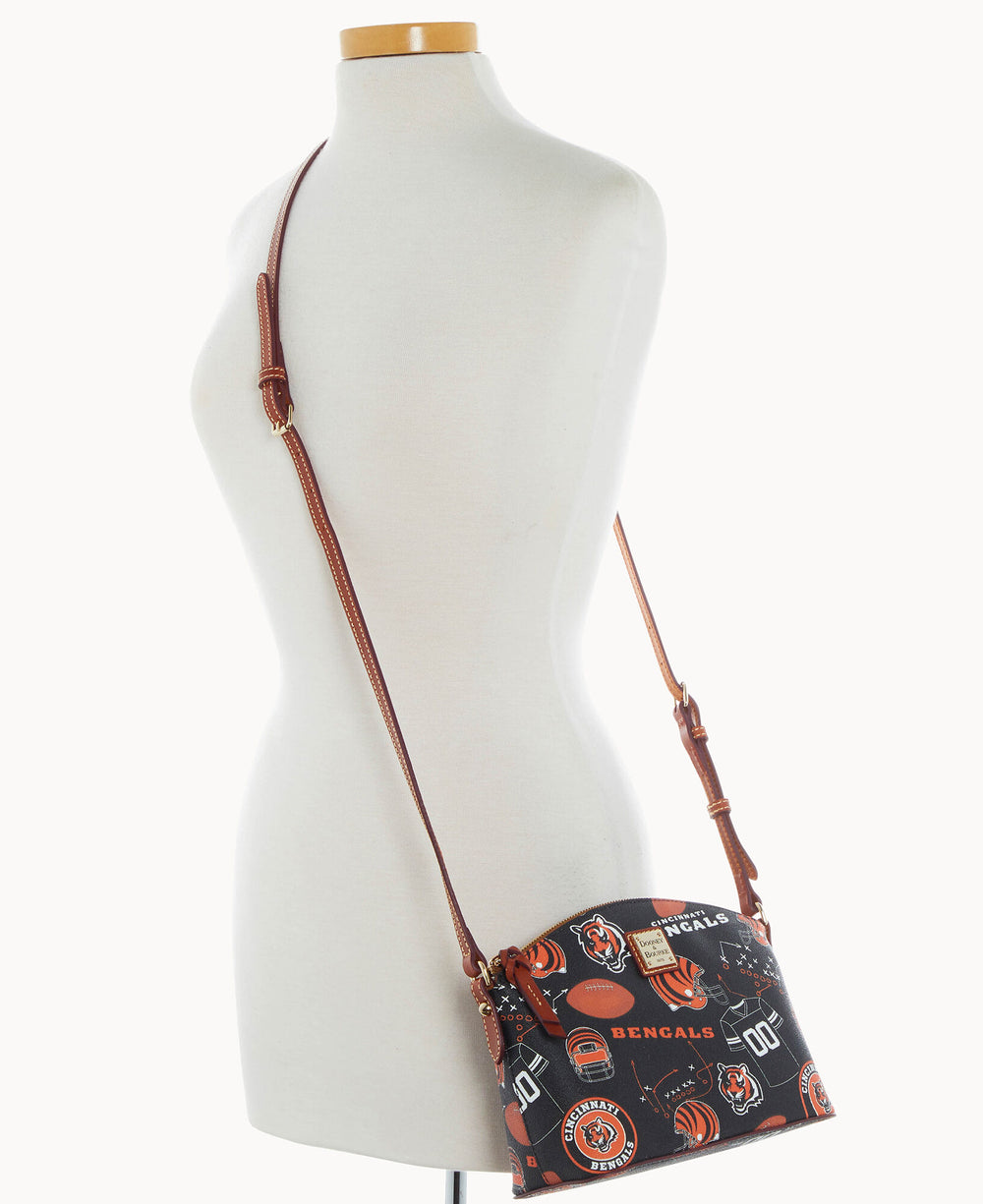 B1696G_QWBLPATNBENG_ALT4