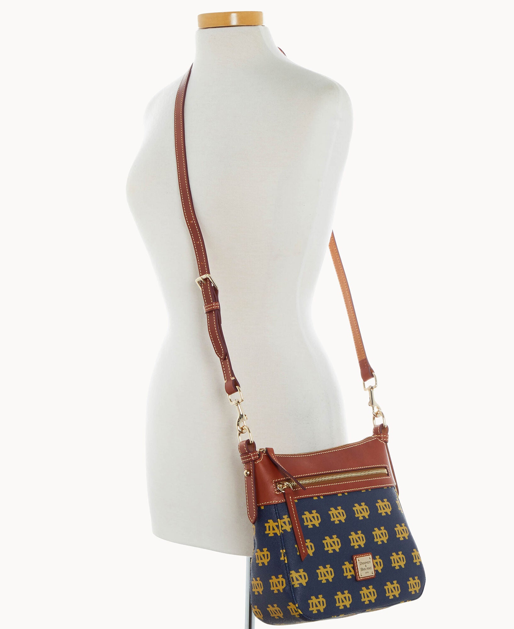 Collegiate University of Notre Dame Crossbody 25 – Dooney & Bourke