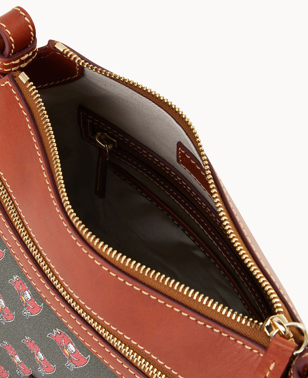 B1849G_NJPWPATNBUCC_ALT2