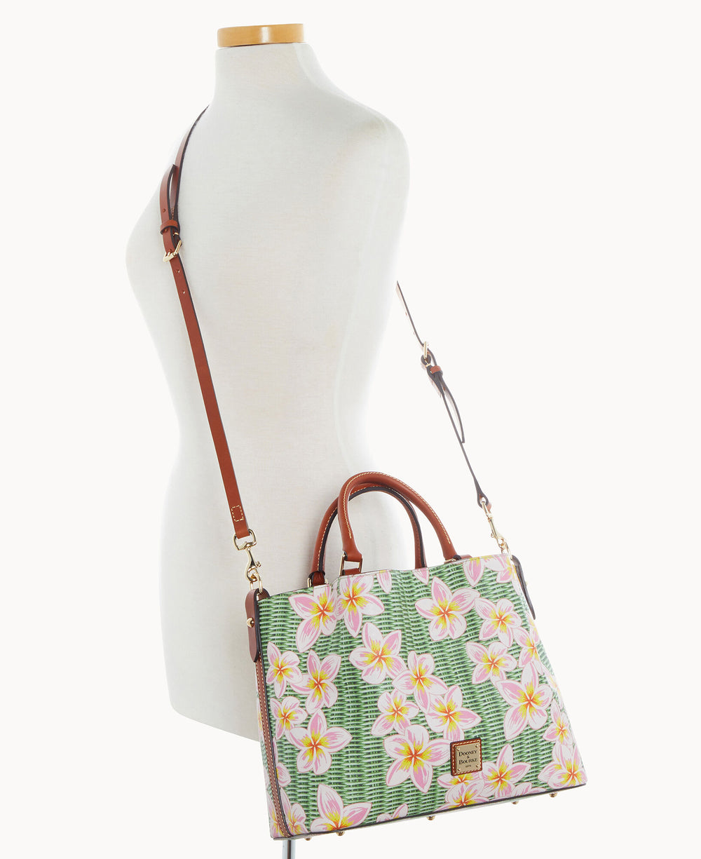 B1905G_3B9YPATN_ALT4