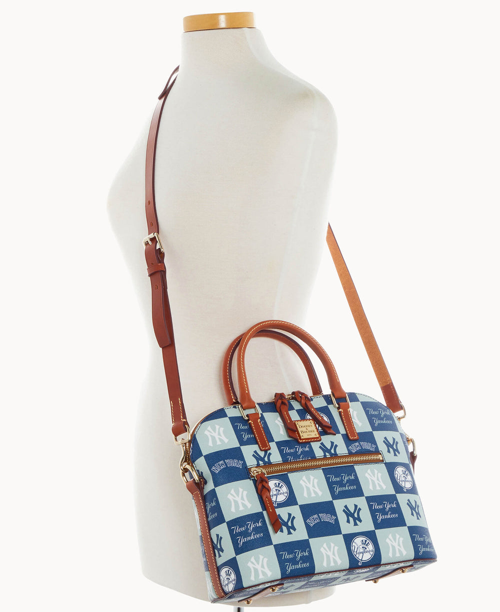 B1914G_5FNVPATNYANK_ALT4