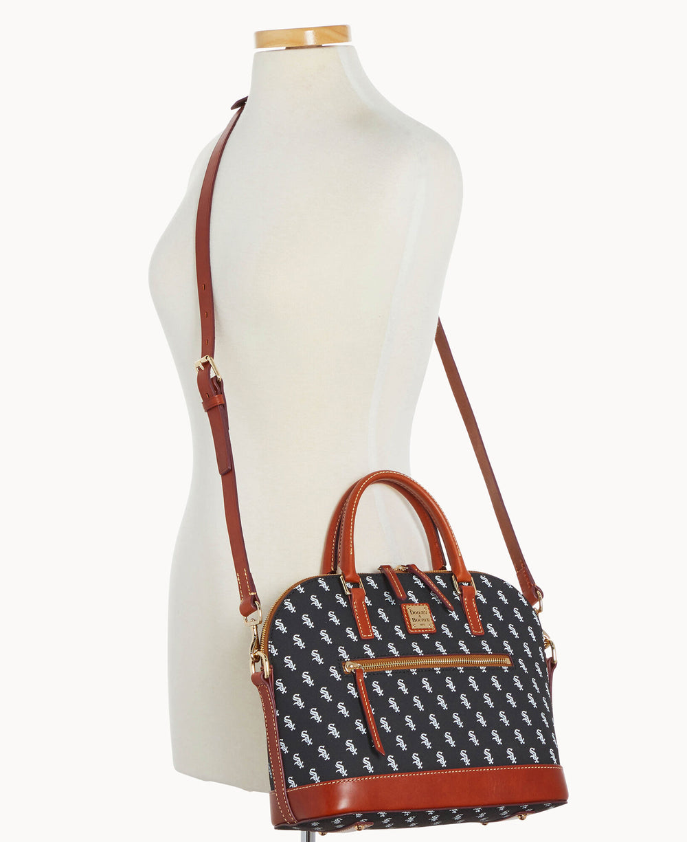 B1914G_MJBLPATNWHSX_ALT4