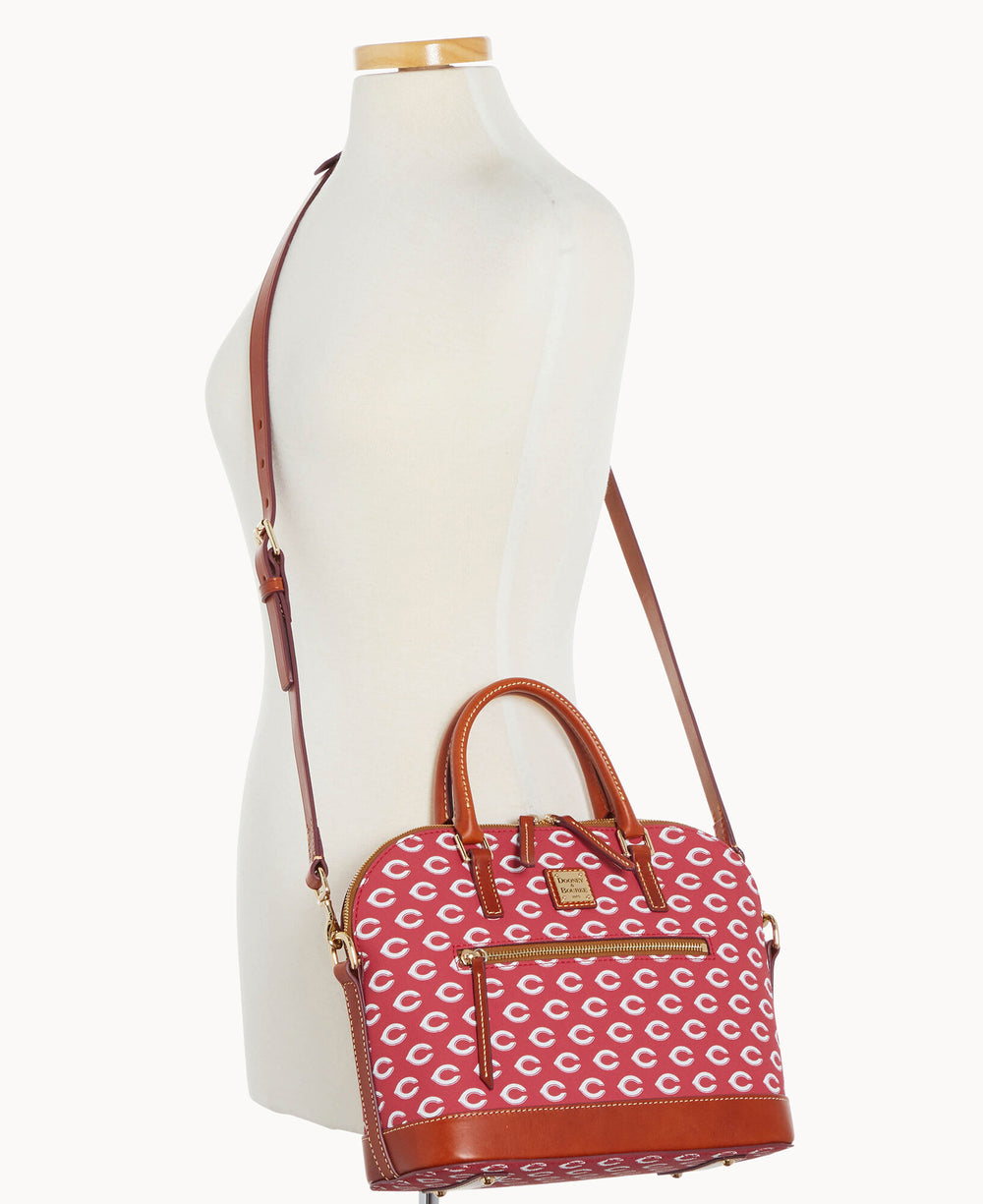 B1914G_MJRDPATNREDS_ALT4