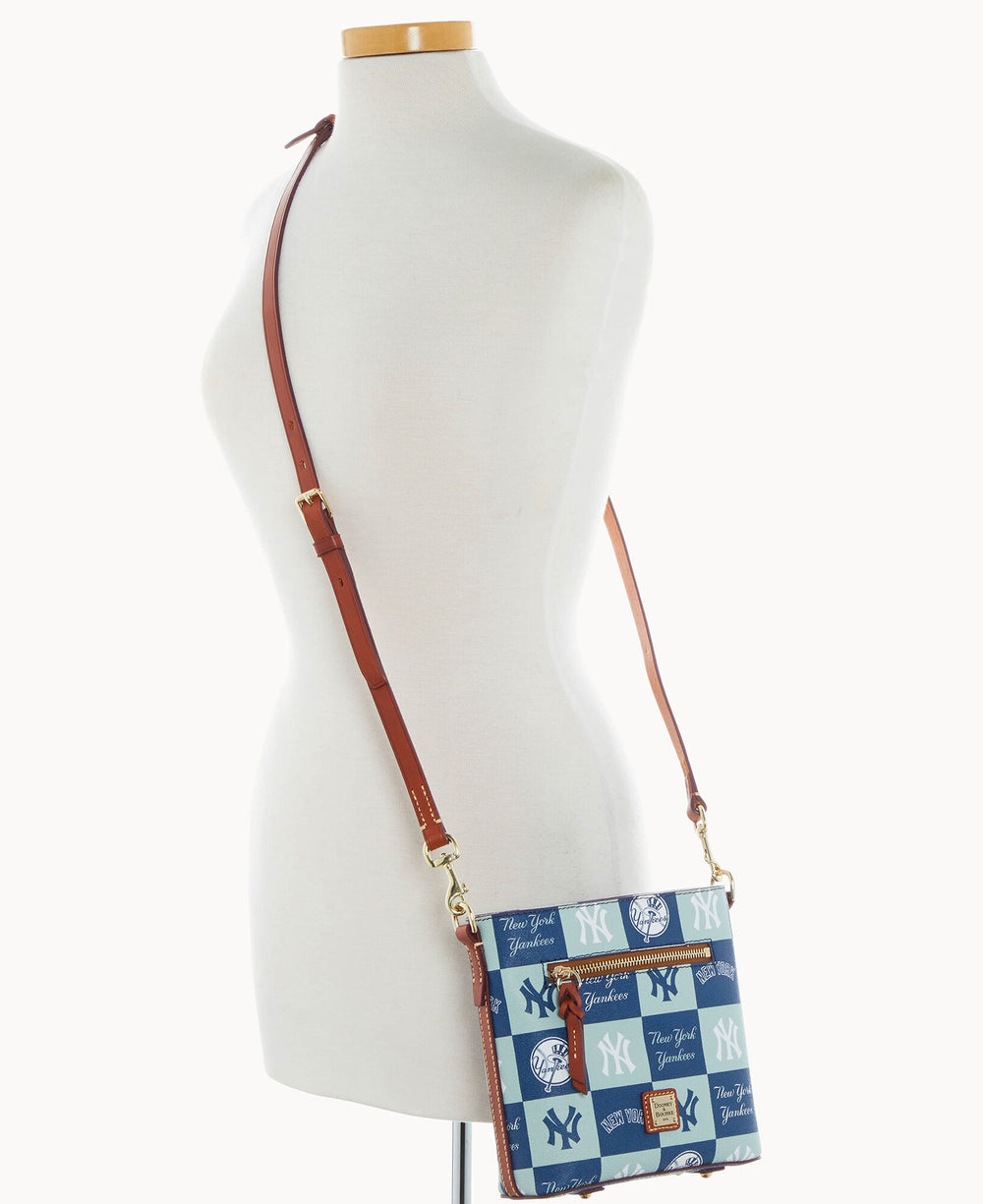 B1915G_5FNVPATNYANK_ALT4