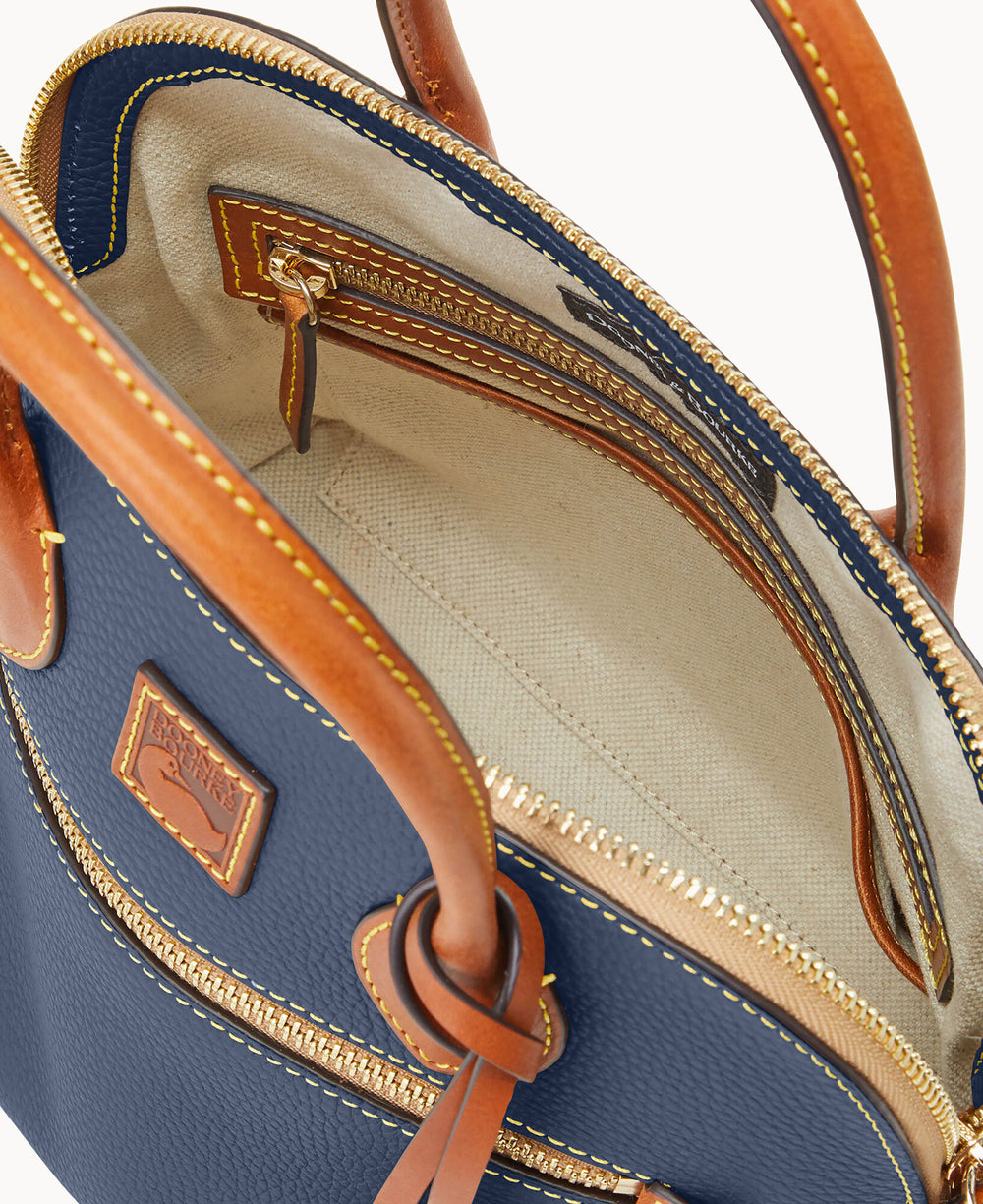 B1954G_9PXQPAKR_ALT2