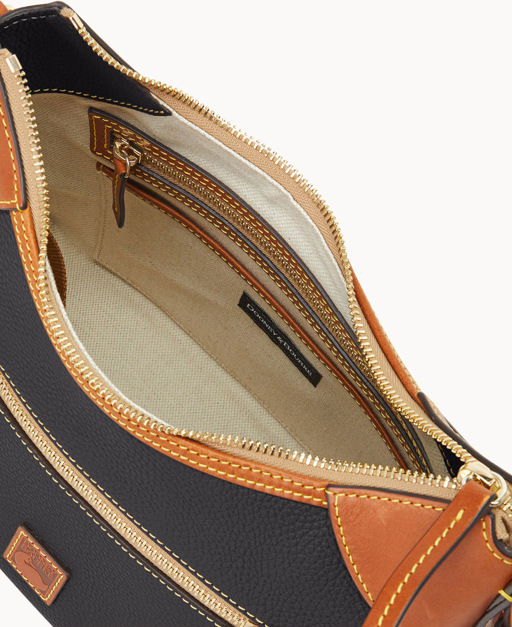 B1957G_9PBLPAKR_ALT2