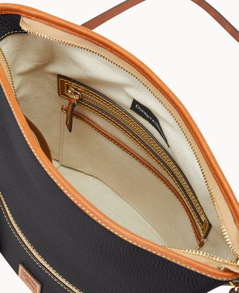 B1972G_9PBLPAKR_ALT2