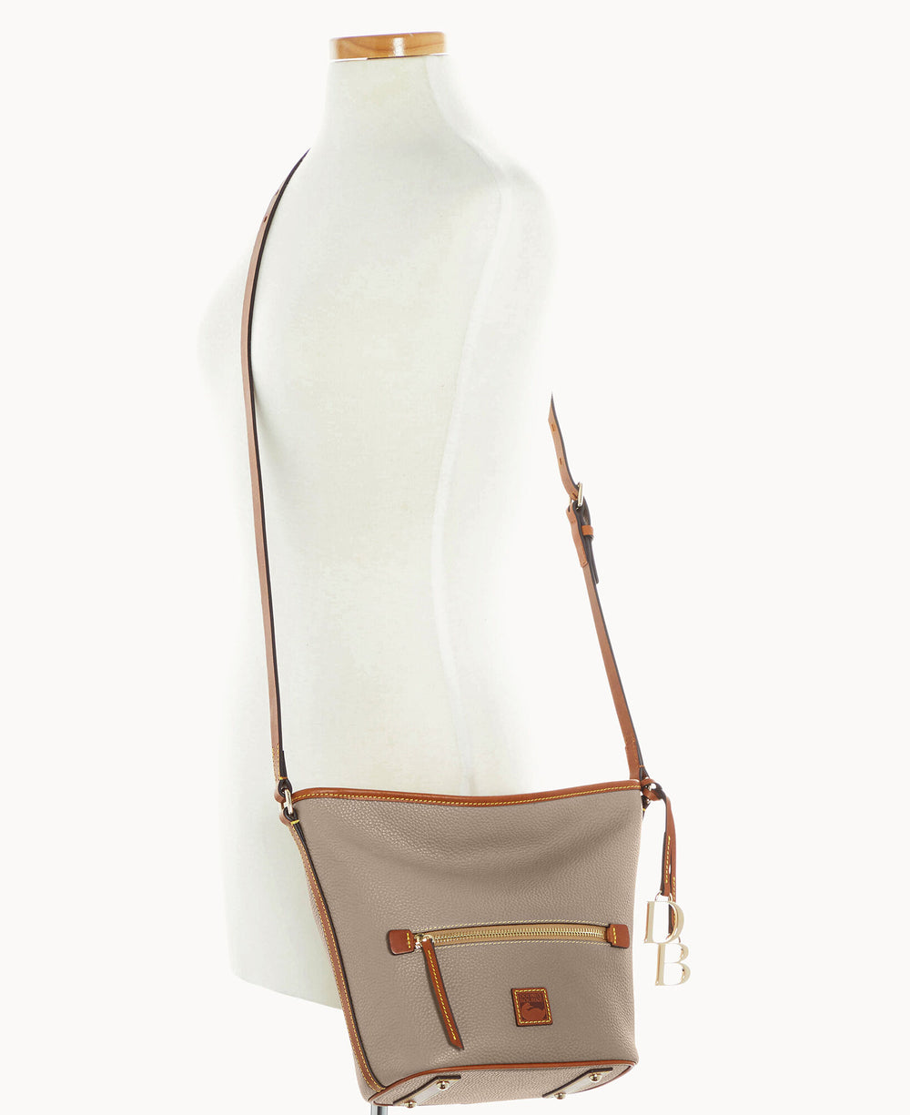 B1972G_9PTPPAKR_ALT4