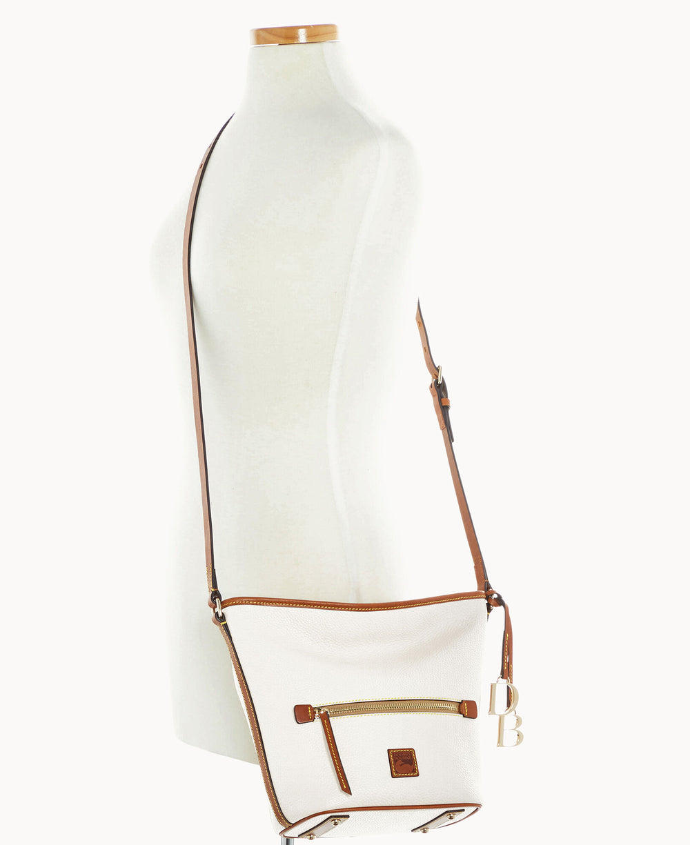 B1972G_9PWHPAKR_ALT4