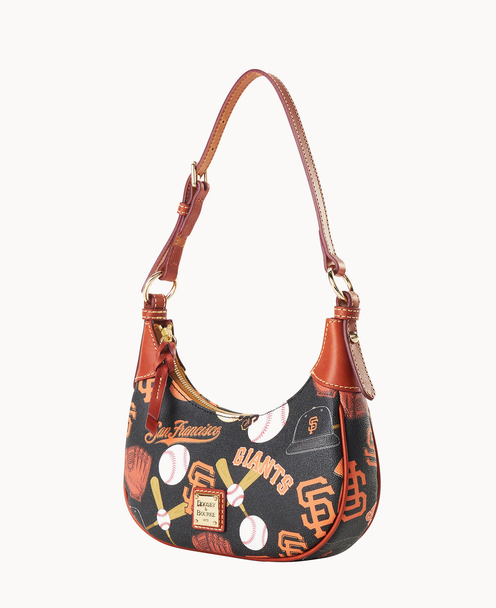 B2318G_1QBLPATNGINT_ALT1