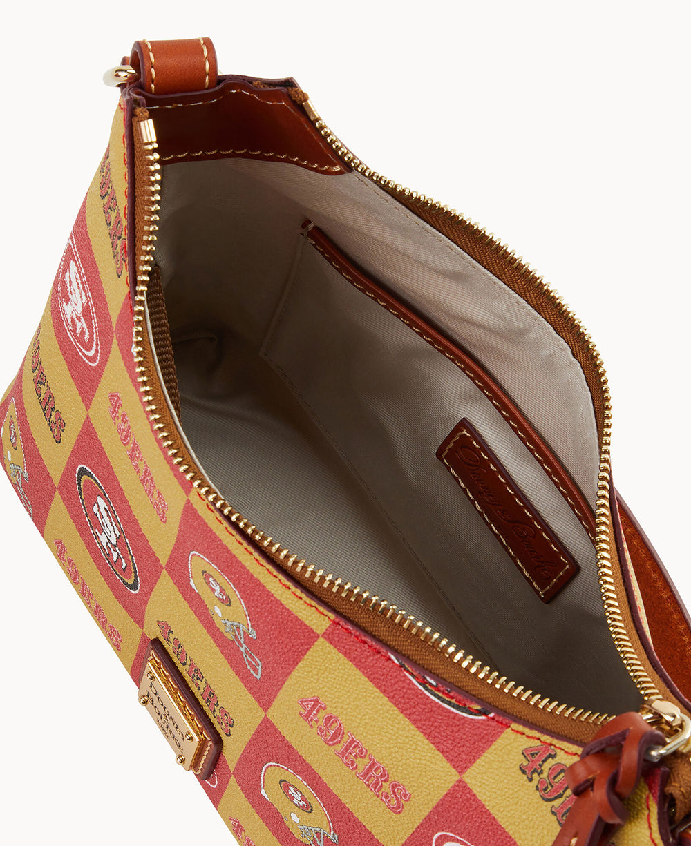 B2324G_5HRDPATN49ER_ALT2