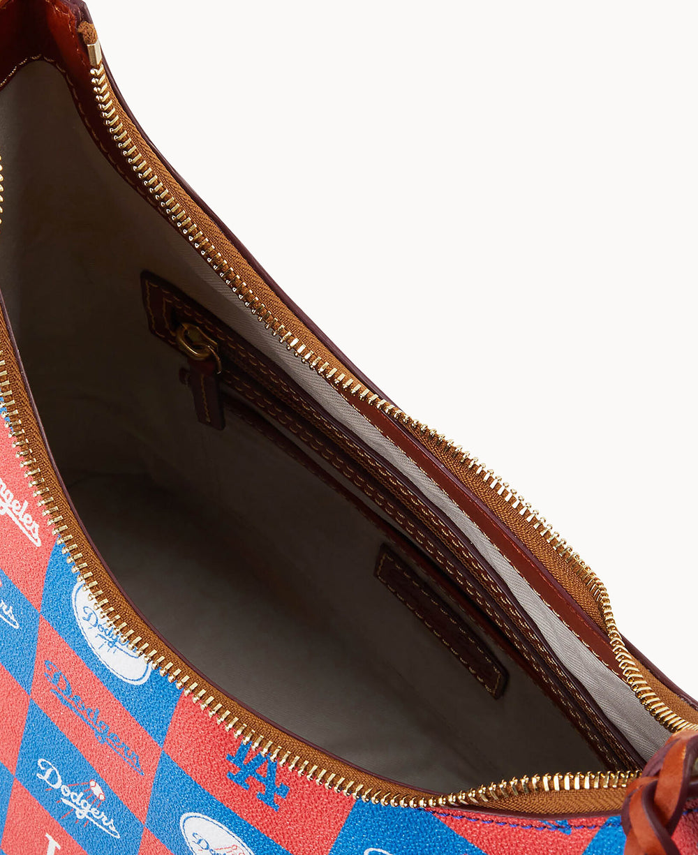 B2326G_5FBUPATNDODG_ALT2