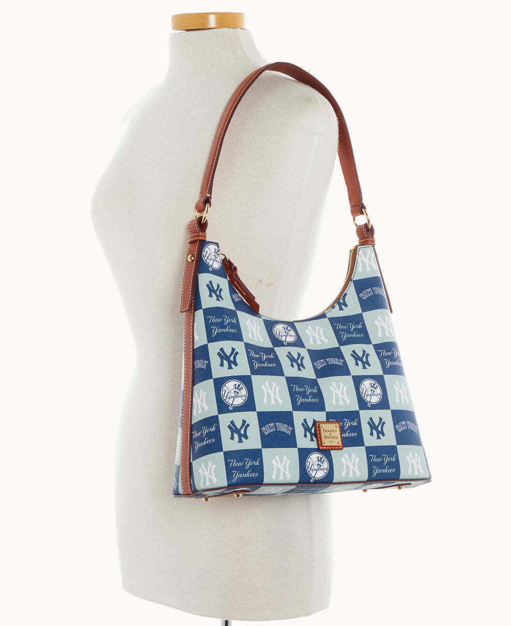 B2326G_5FNVPATNYANK_ALT4