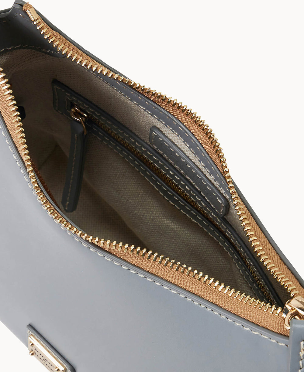 B2449G_XGSMXGSM_ALT2