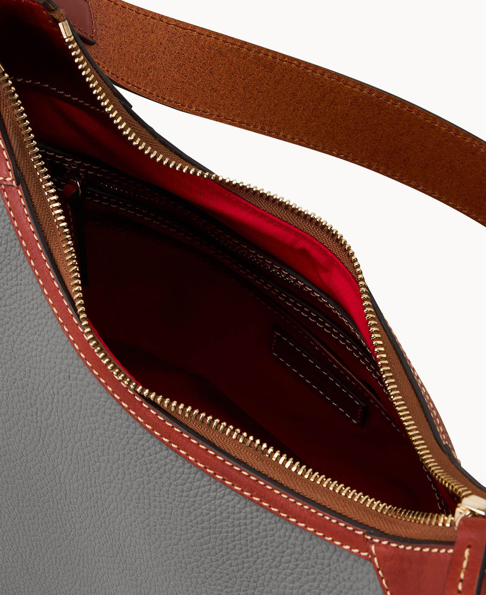 B2523G_AWSMPATN_ALT2