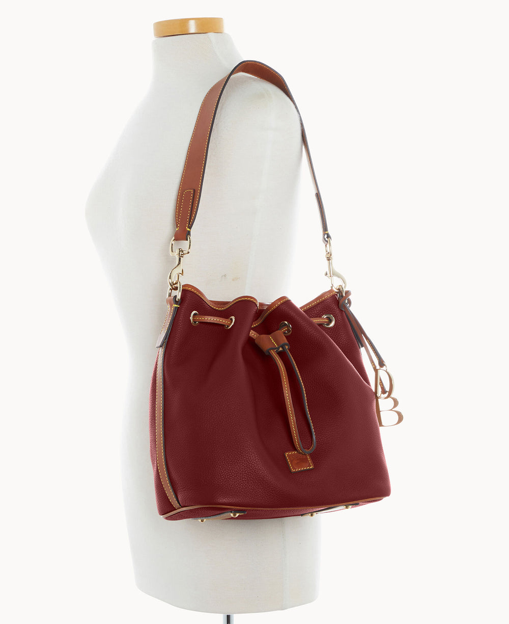 B2548G_9PBXPAKR_ALT4