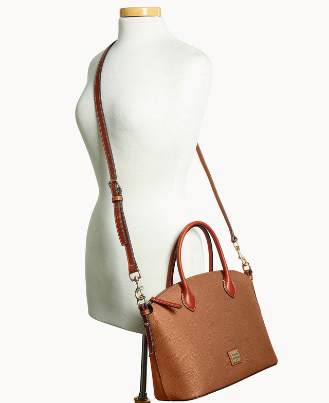 B2556G_AWCAPATN_ALT4