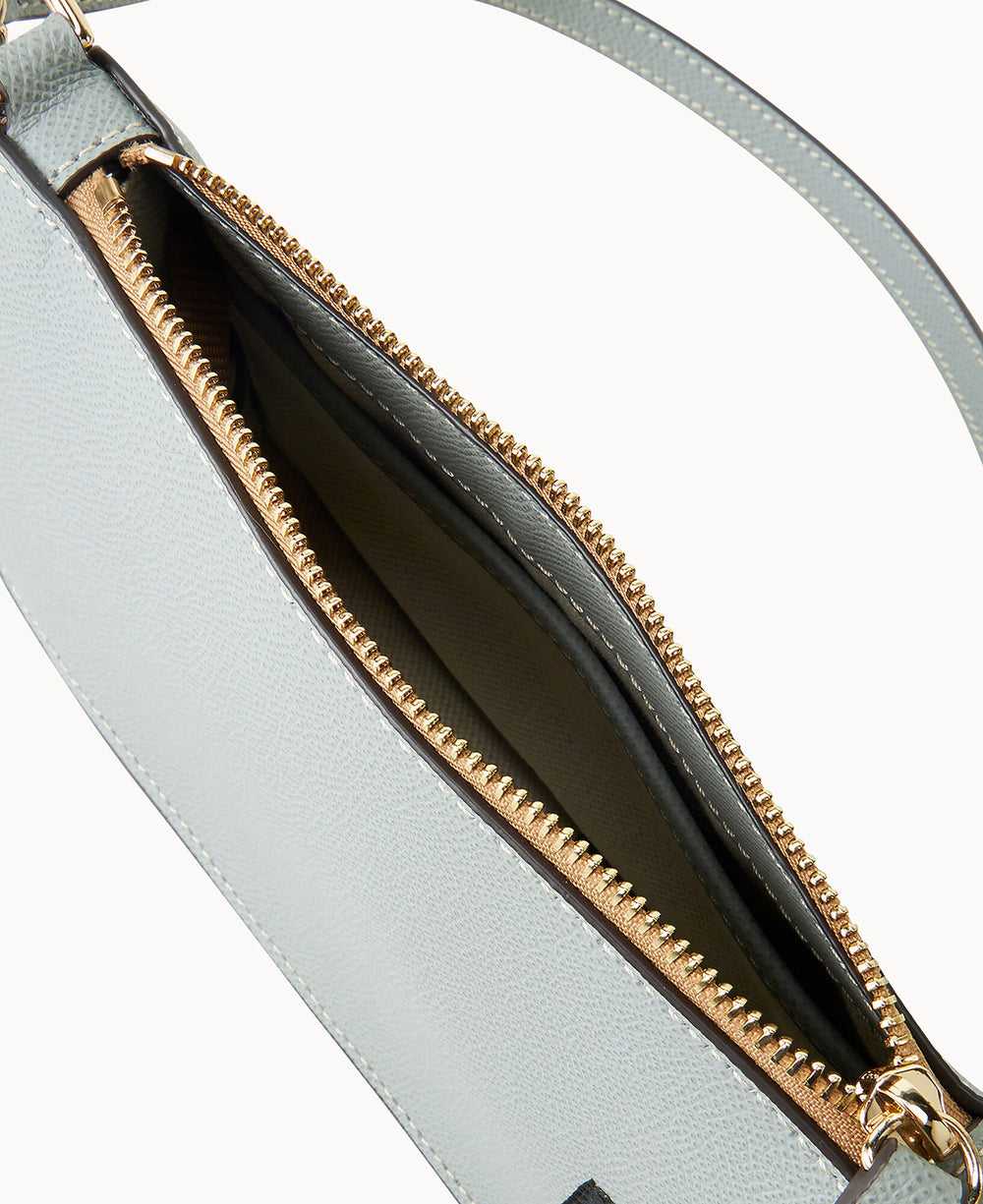 B2569G_AJSOAJSO_ALT2