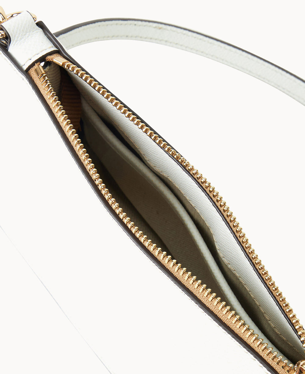 B2569G_AJWHAJWH_ALT2