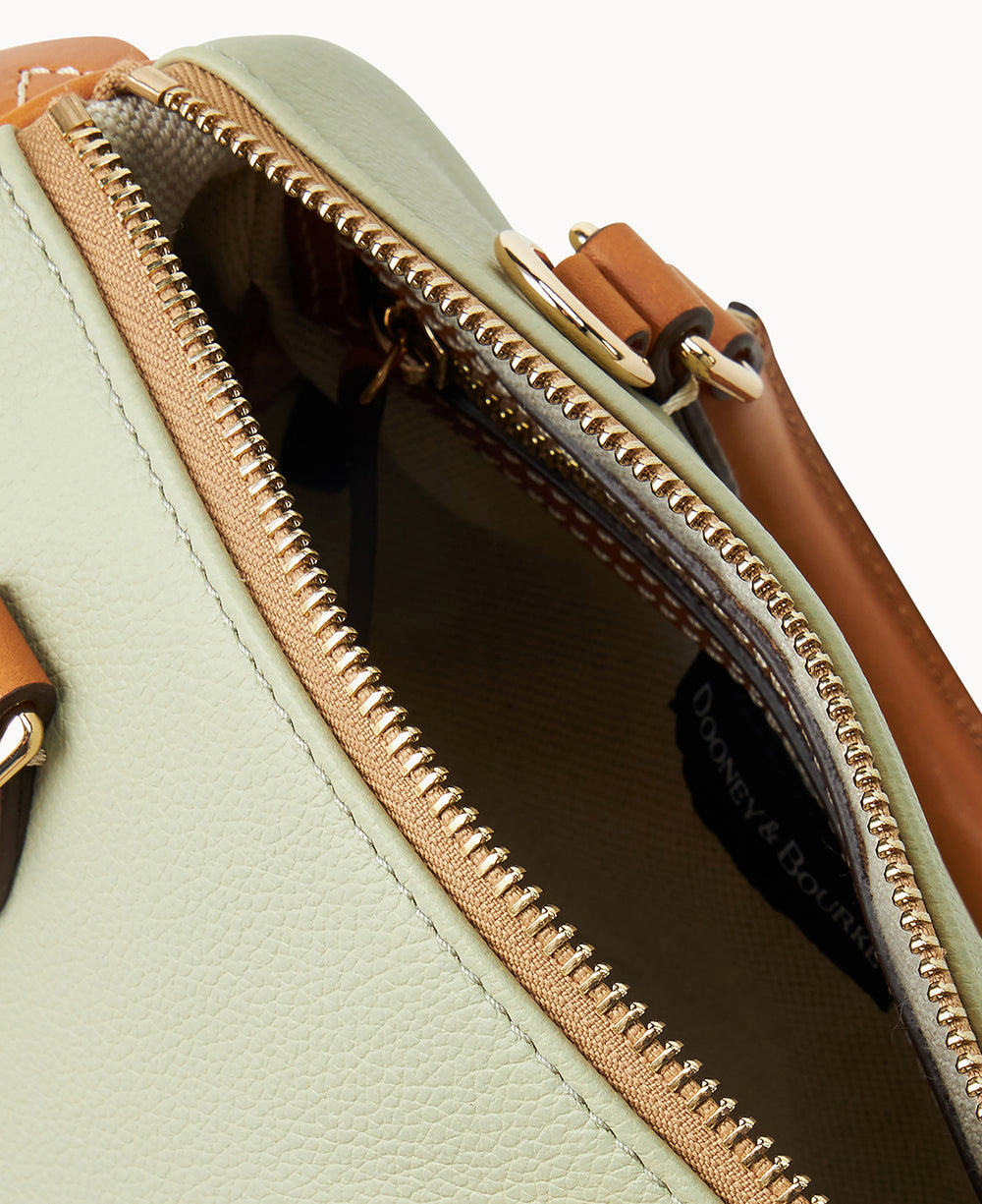 B2573G_UGLGPACM_ALT2