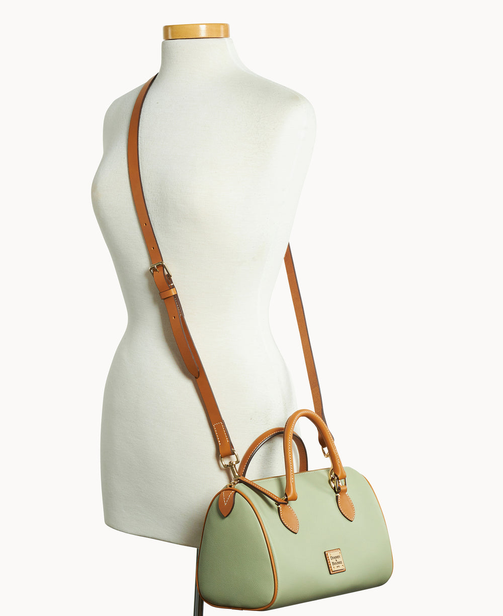 B2574G_UGLGPACM_ALT4