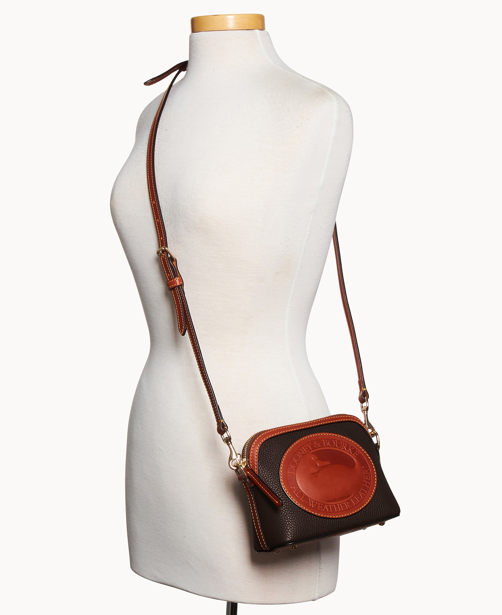 Heritage Domed Crossbody 18 – Dooney & Bourke