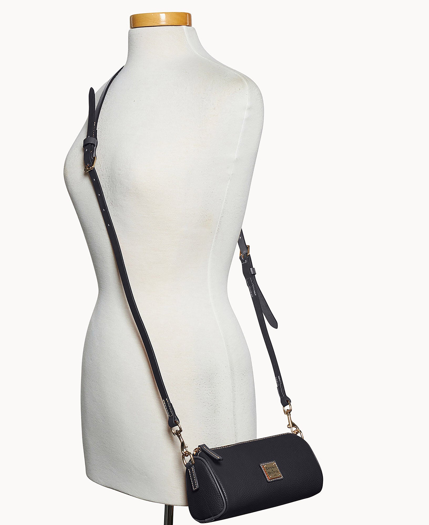 Pebble Grain Barrel Crossbody 20 – Dooney & Bourke
