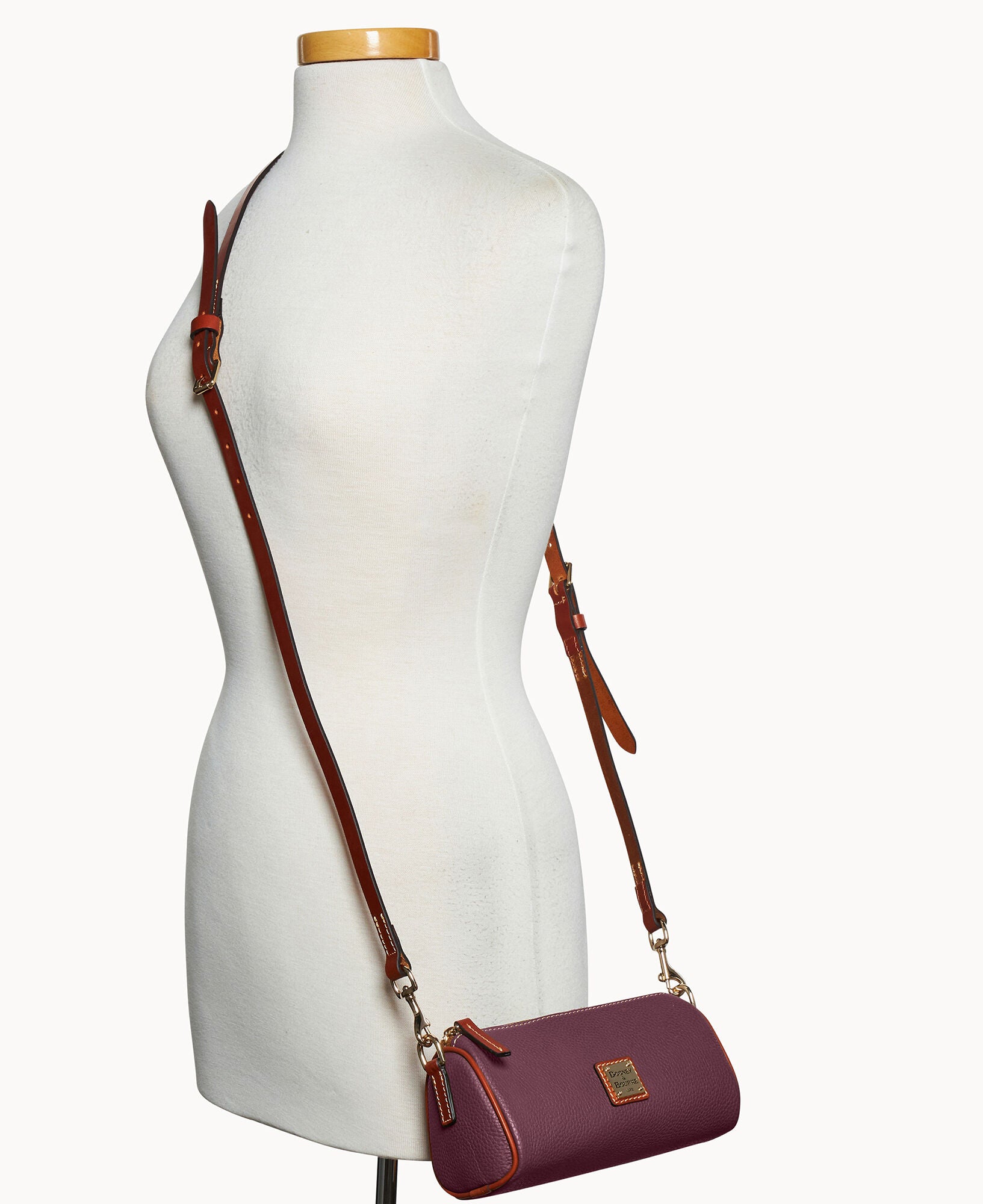 Pebble Grain Barrel Crossbody 20 – Dooney & Bourke