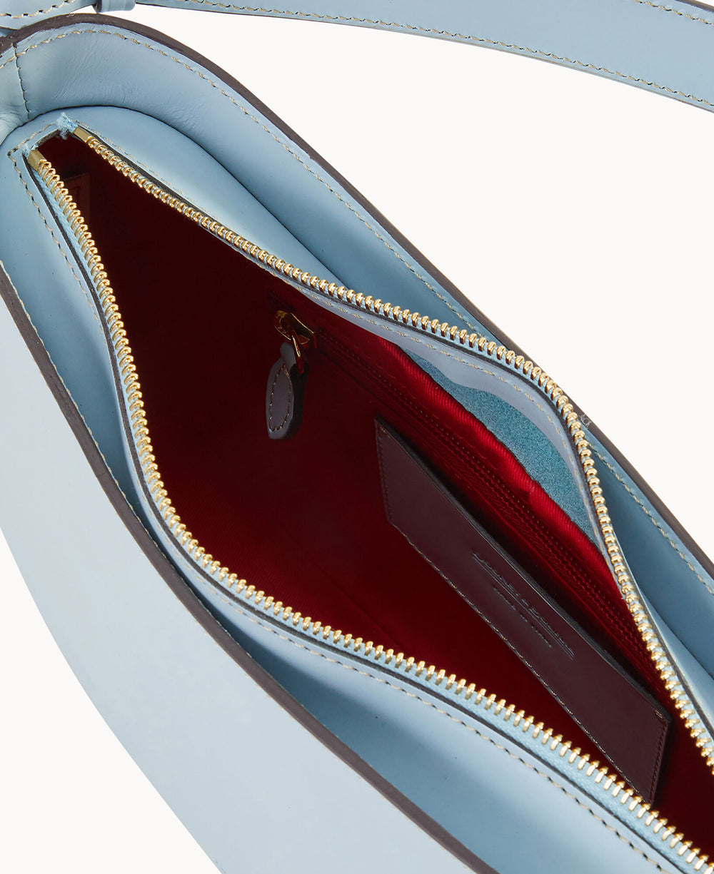 B7588G_TVAQTVAQ_ALT2