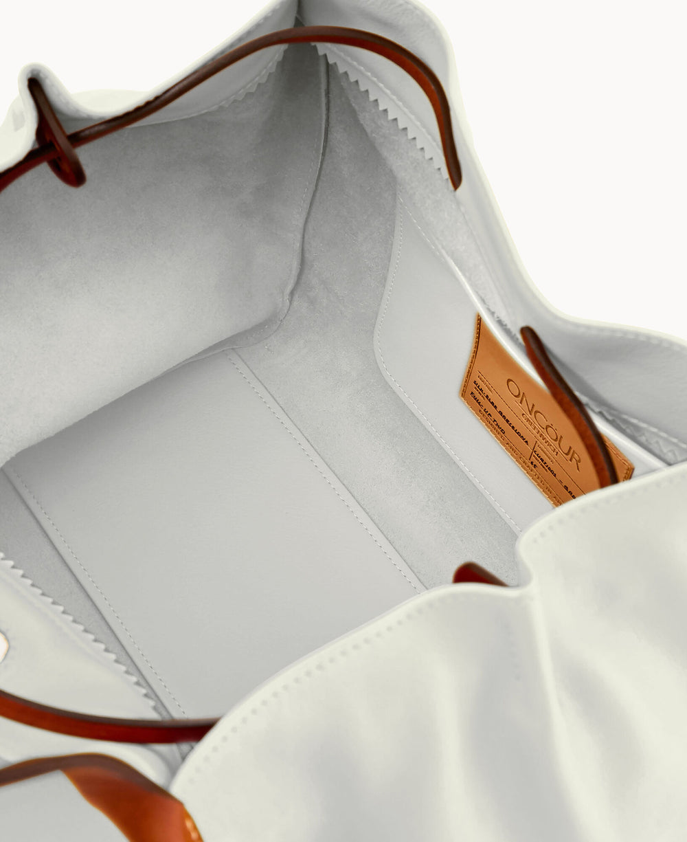 B9109N_5LWHPATNONCR_ALT3