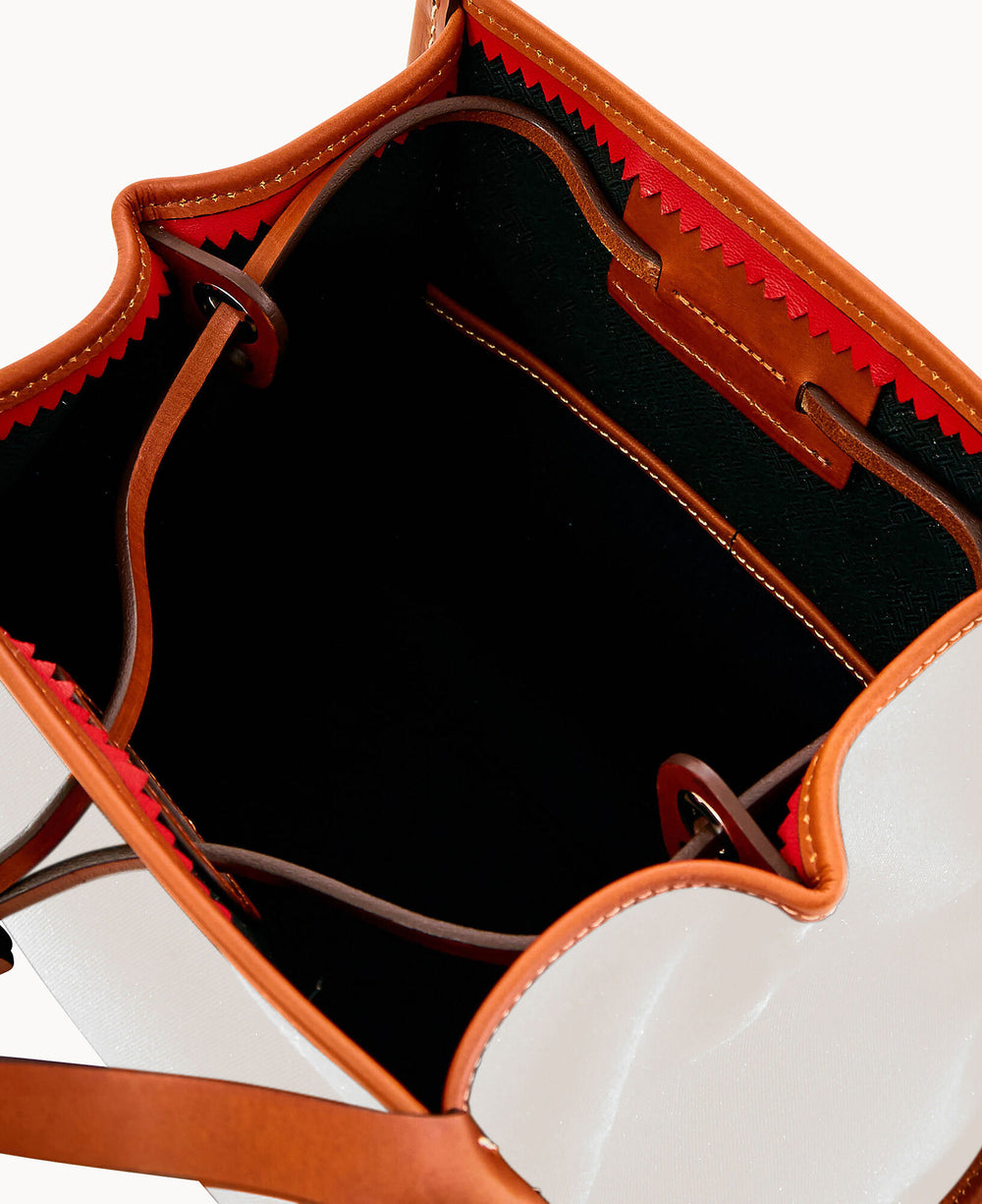 B9112N_CBWHPATNONCR_ALT3