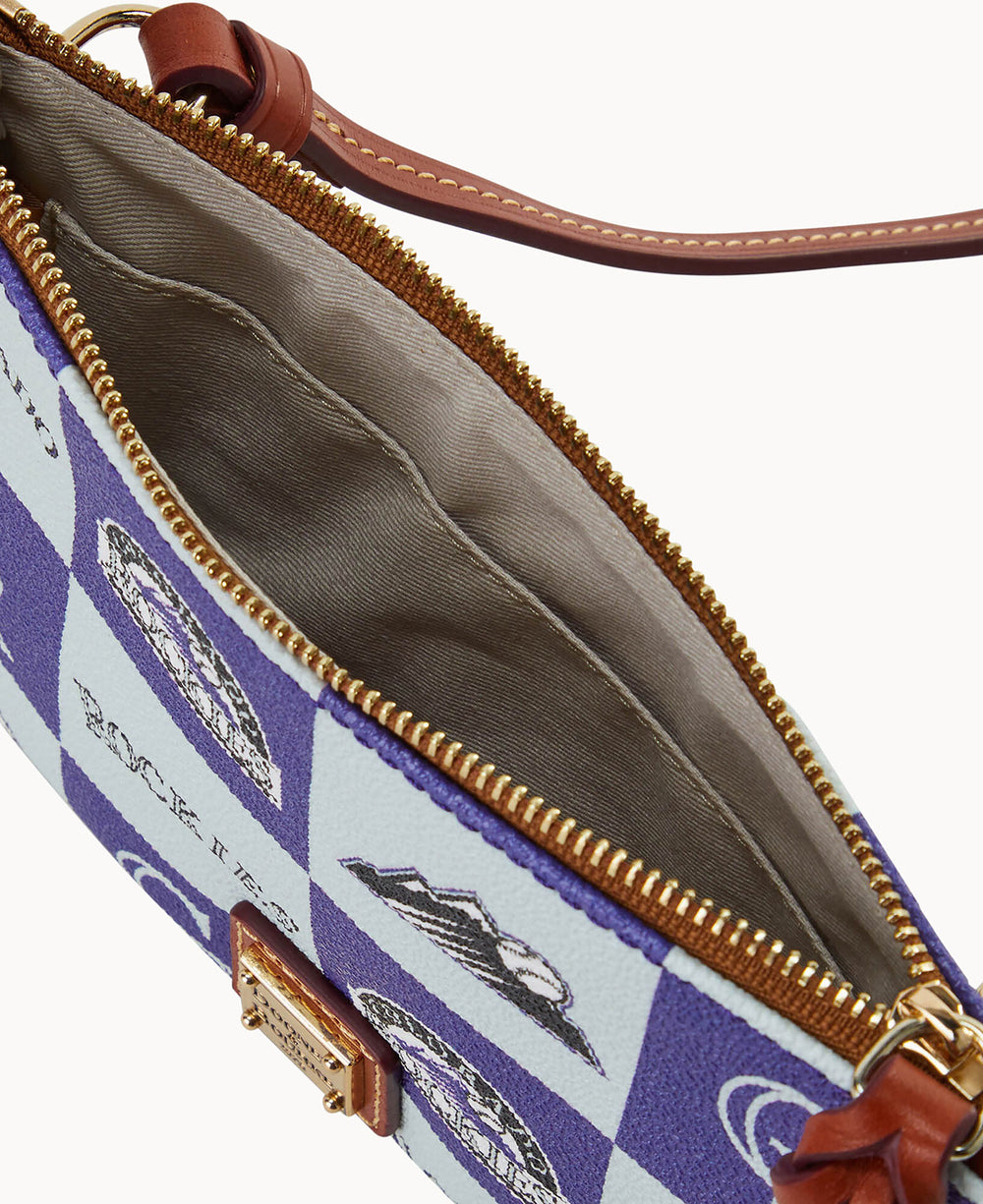 BL372G_5FJYPATNROKI_ALT2