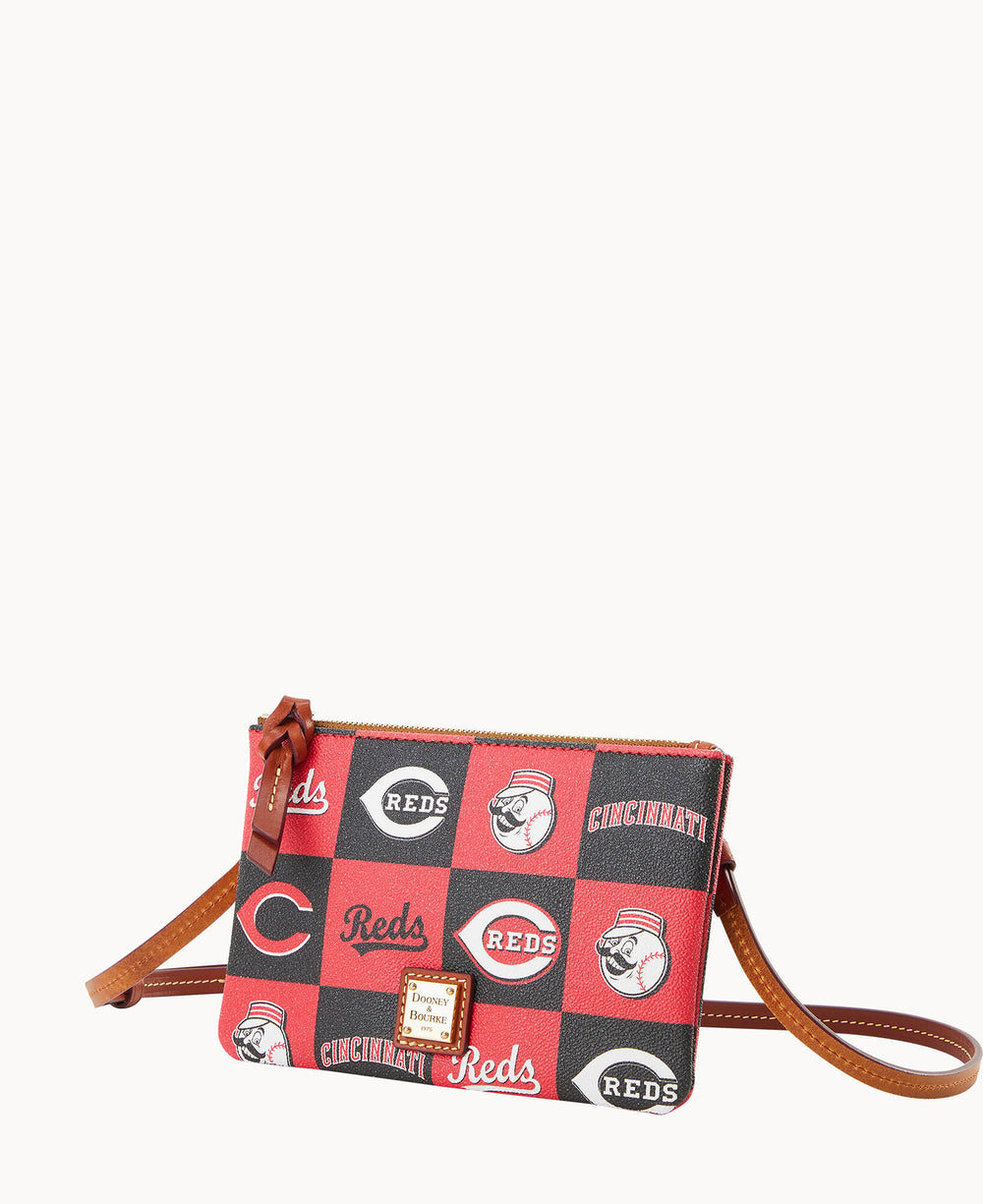 BL372G_5FRDPATNREDS_ALT1