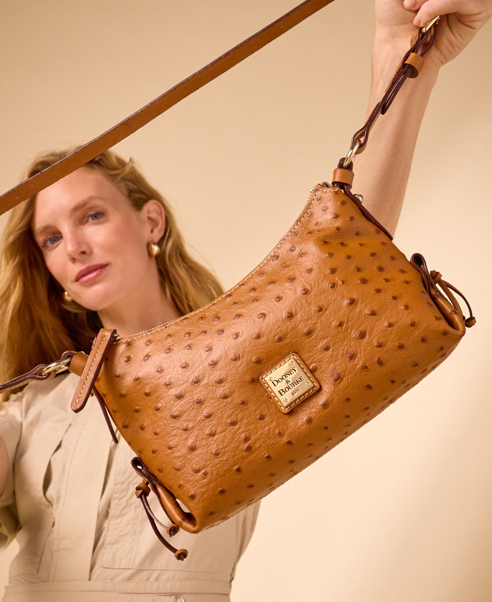 DOONEY&BOURKE ハンドバッグ　ブラウン　ヴィンテージ　アヒル Ostrich Hobo Crossbody 22 – Dooney & Bourke