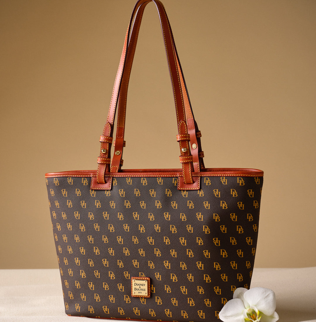 Dooney & Bourke | Iconic American Leather Goods Dooney & Bourke | Iconic American Leather Goods