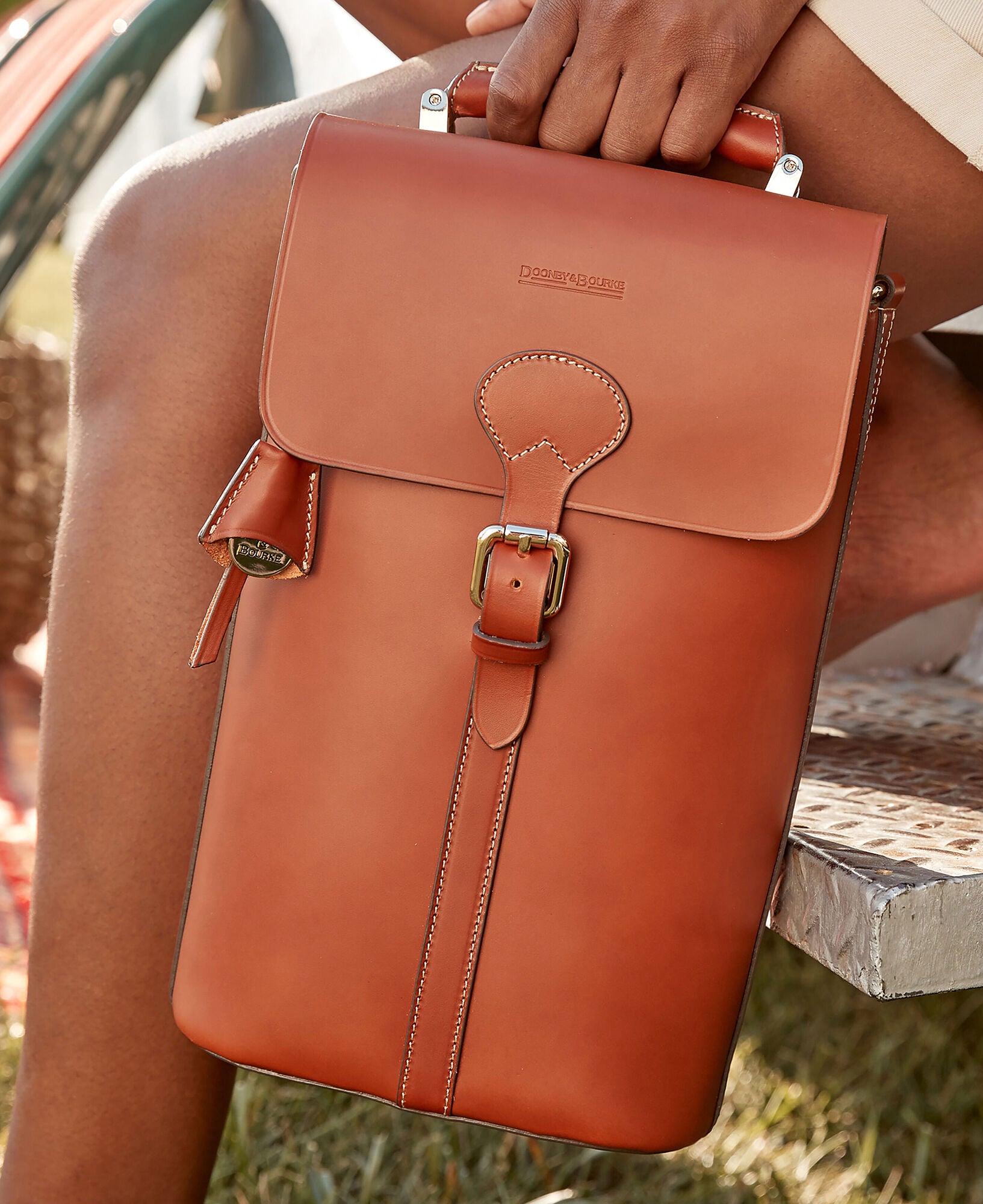 Alto Wine Bottle Picnic Tote – Dooney & Bourke