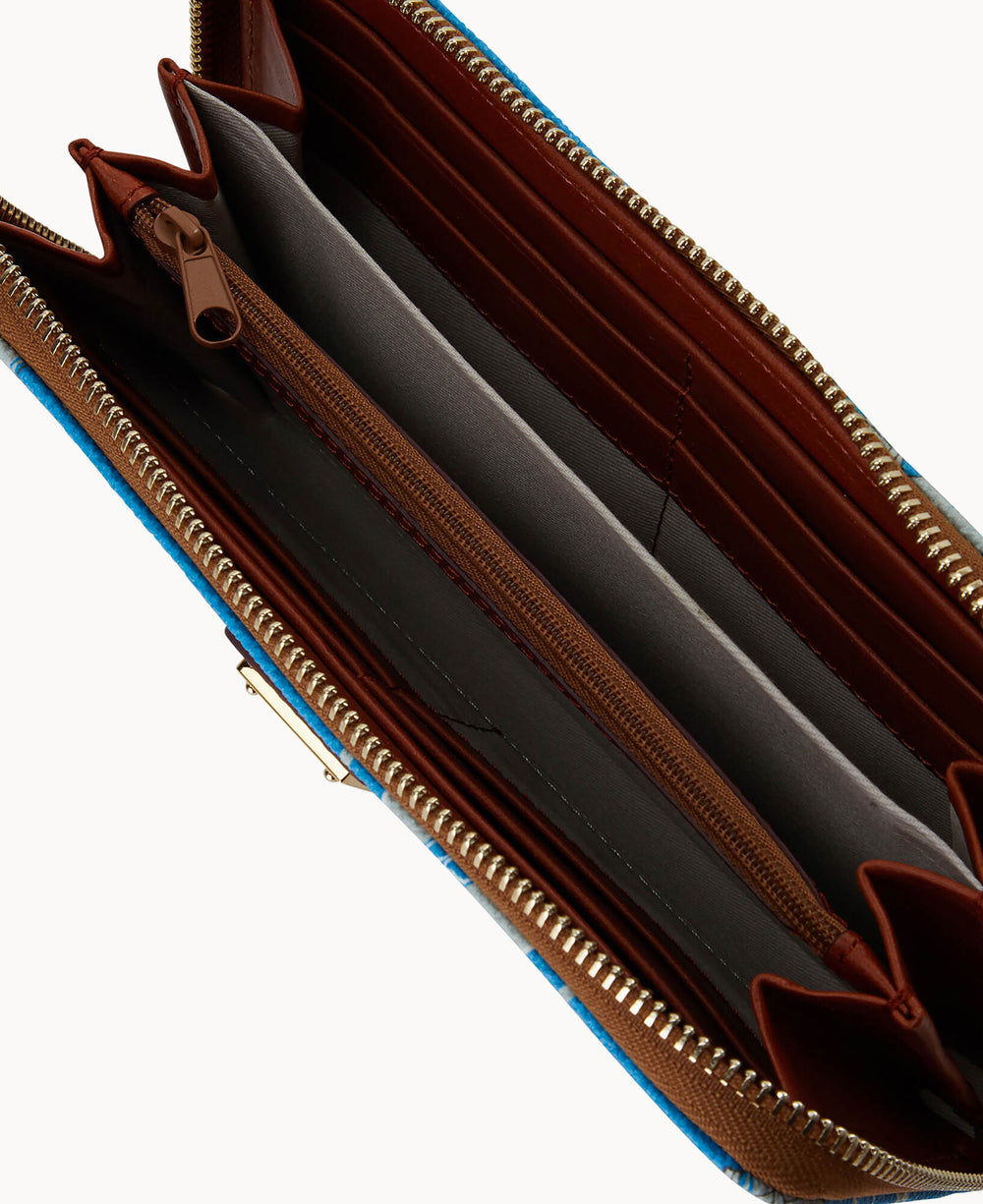 W0126G_QWBUPATNLION_ALT2