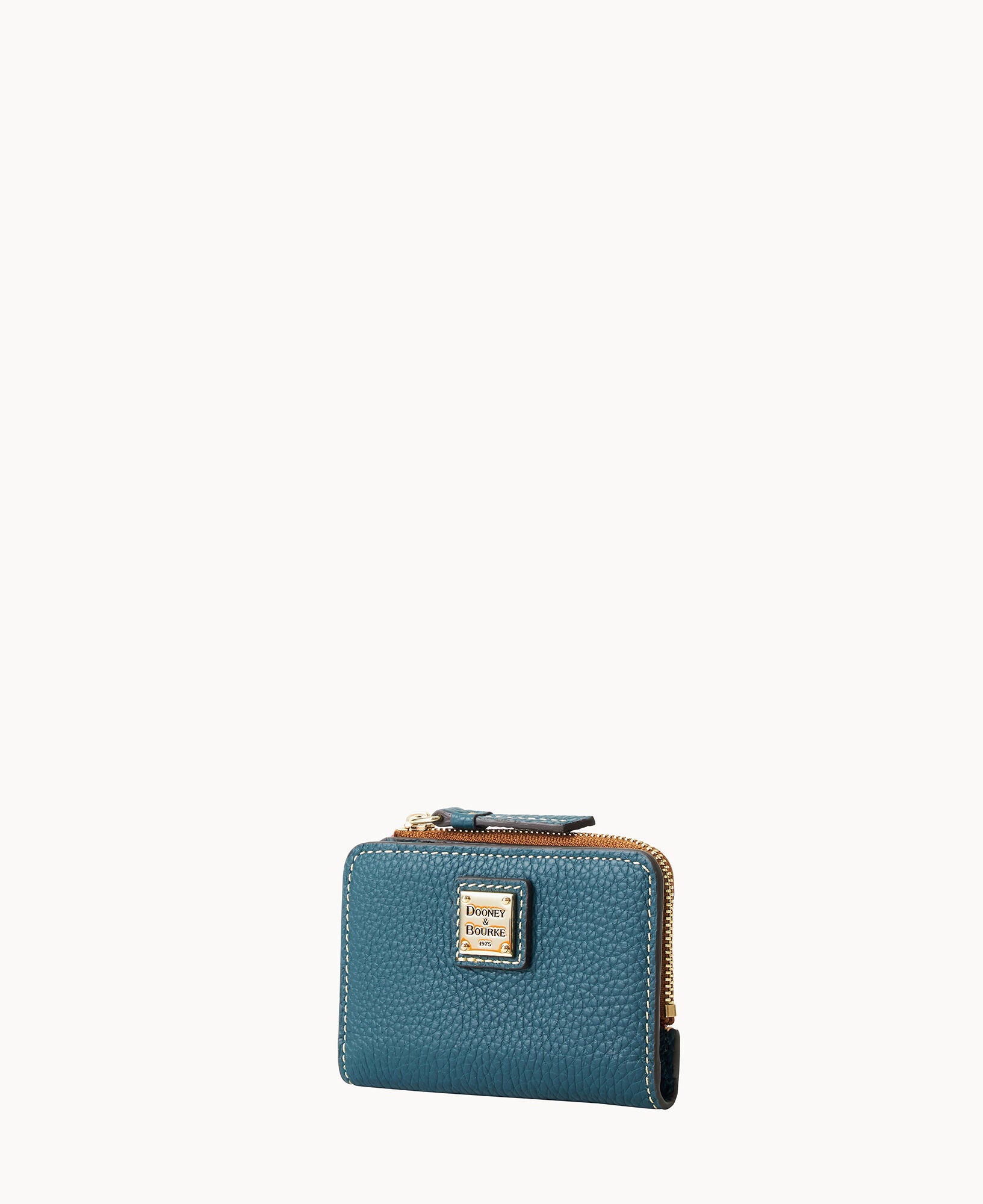 Pebble Grain Zip Credit Card Wallet 12 – Dooney & Bourke