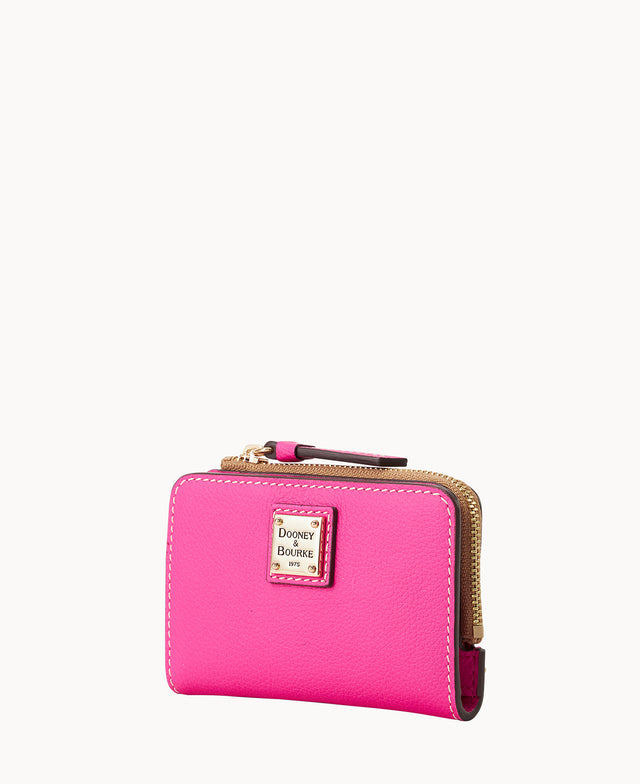 W0341G_UGFHUGFH_ALT1