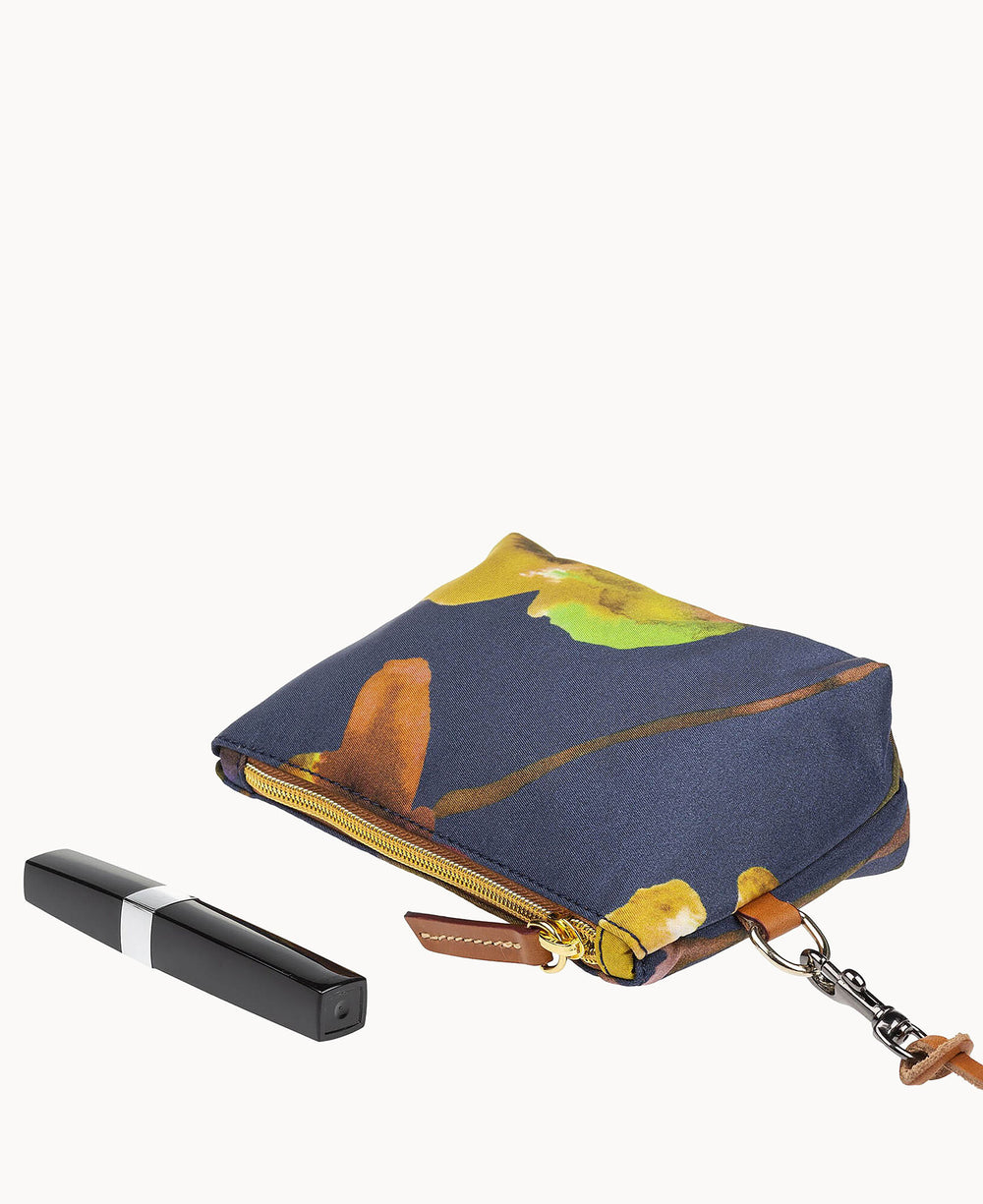 W0349G_U7NVLTNA_ALT1