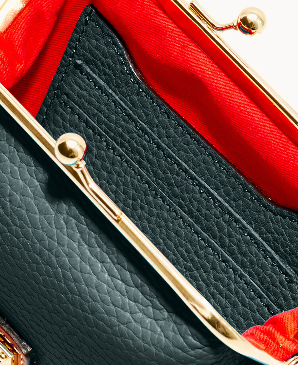 W1407G_AWFSPATN_ALT2