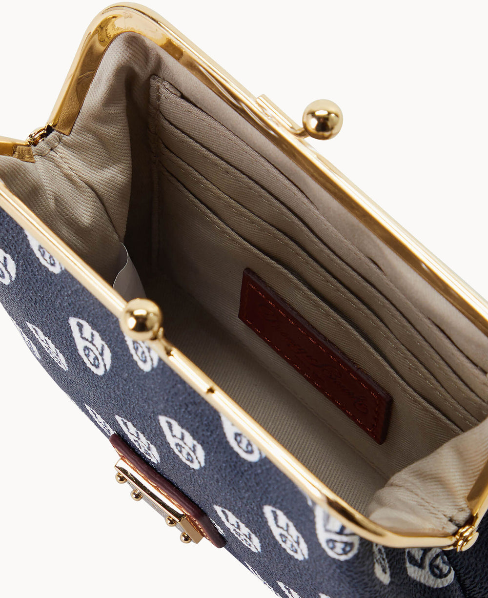 W1407G_MJNVPATNBRWS_ALT2